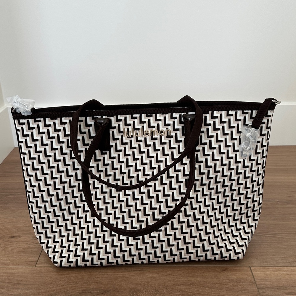 Lululemon Athletica Tote
